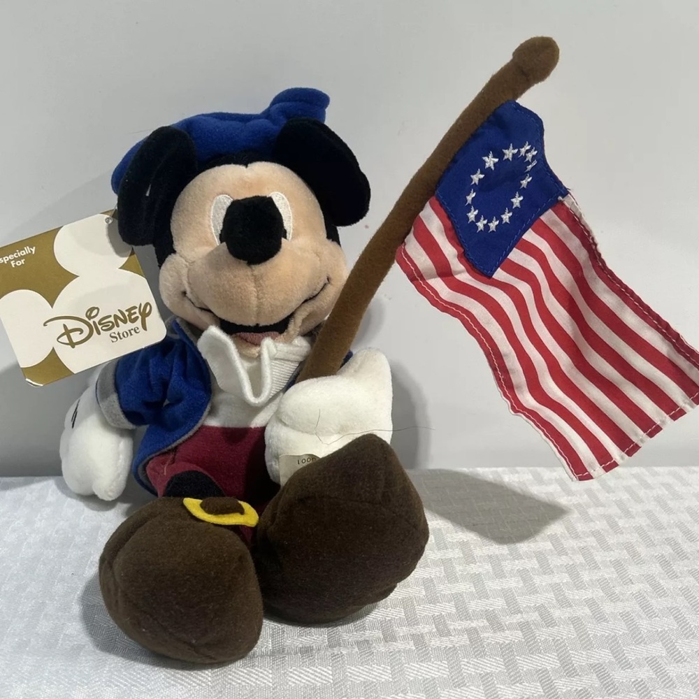 Disney Store Mini Bean Bag Spirit of '76 Mickey Push Toy 8" TALL. NEW WITH TAGS